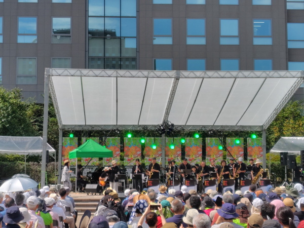 Golden Group Sounds Orchestra